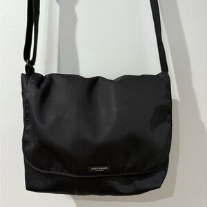 KATE SPADE Black Nylon Messenger Bag Work Crossbody Laptop Large 13x9x5 U